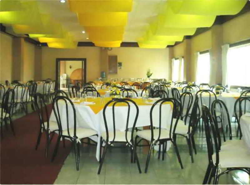 Sequoia Inn Davao Bagian luar foto
