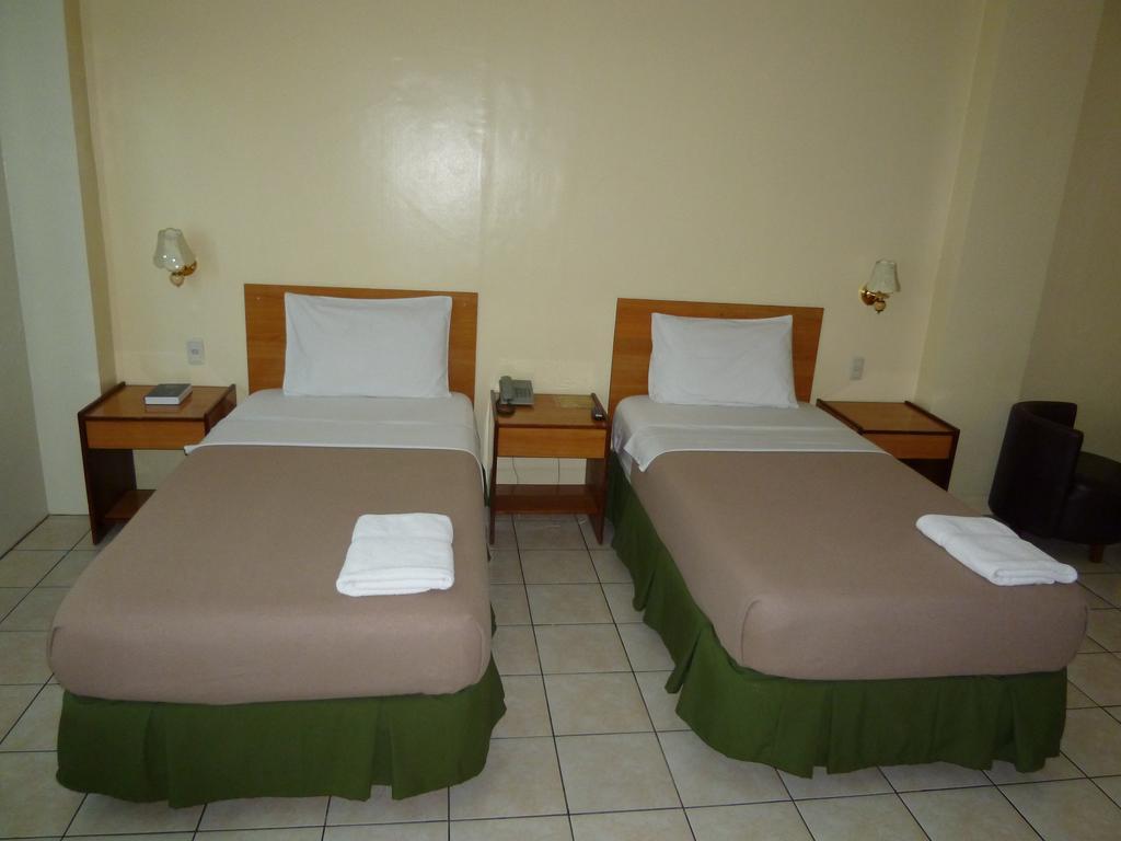 Sequoia Inn Davao Ruang foto
