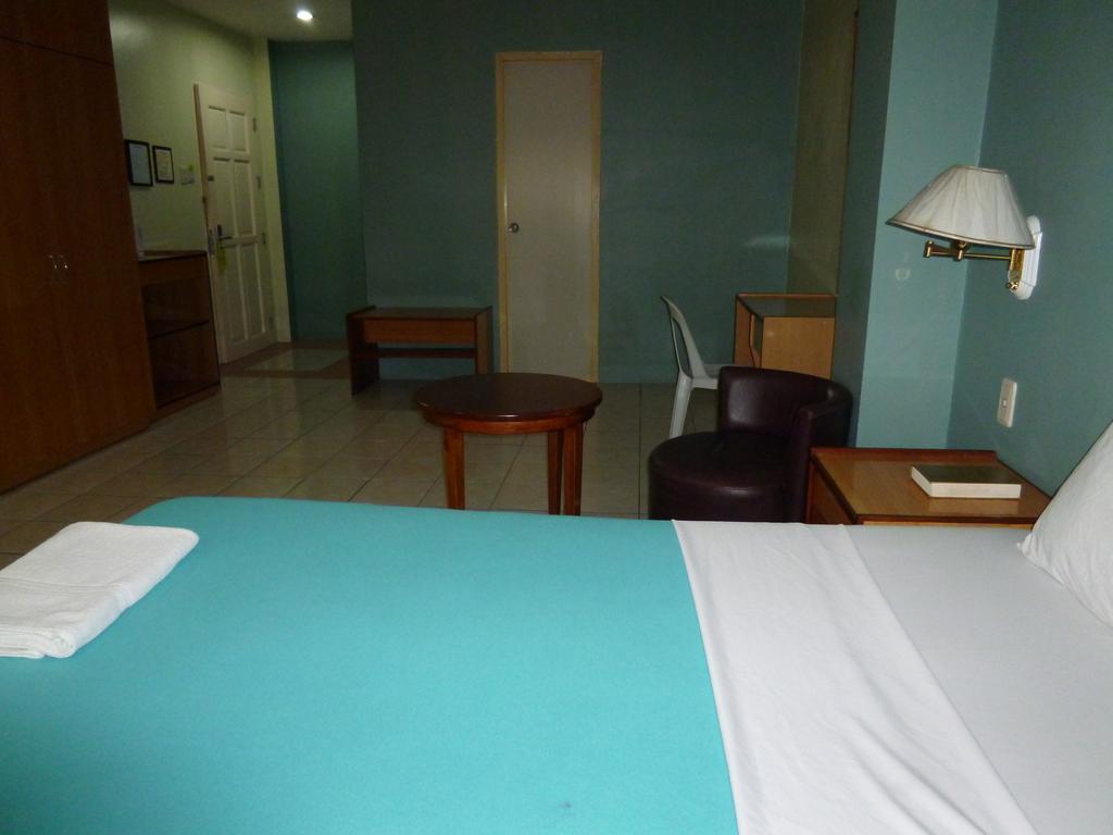 Sequoia Inn Davao Ruang foto